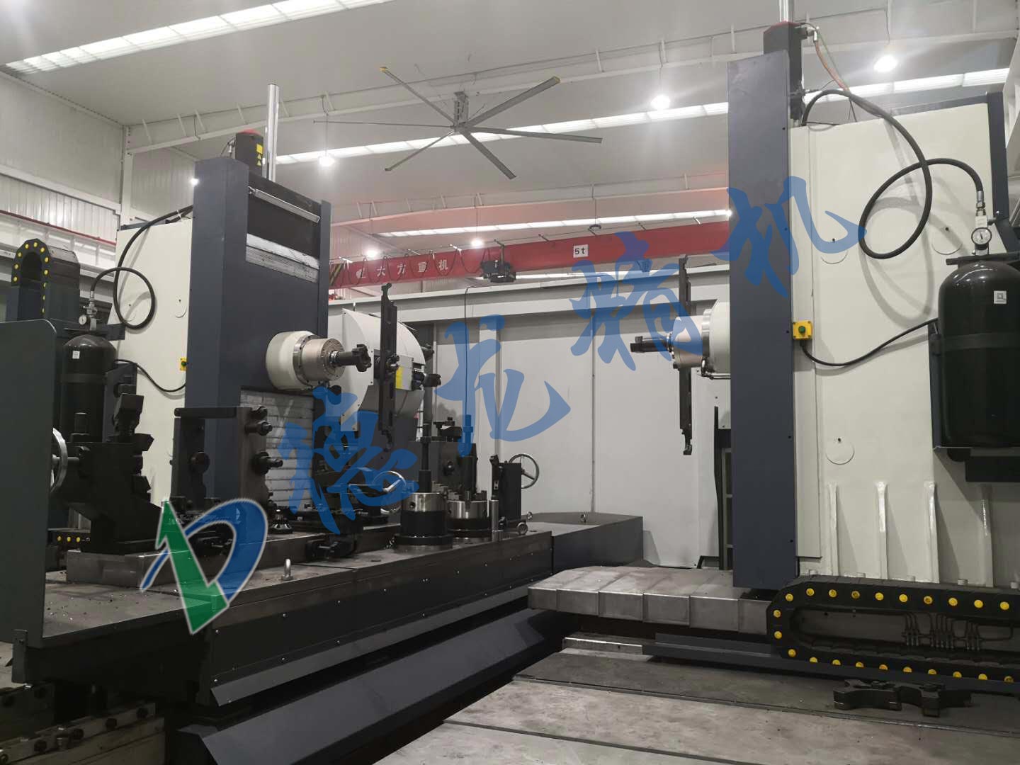 双面卧式镗铣机床